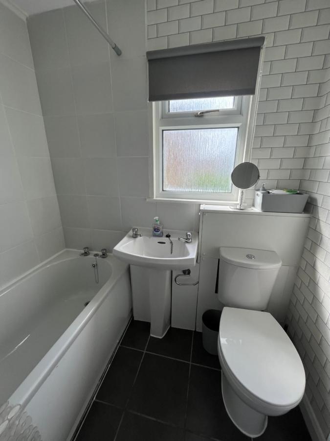 Signature, Scratby - Two Bed Chalet, Sleeps 7, Free Wi-Fi, Bed Linen And Towels Included, Pets Welcome And Onsite Entertainment Available 外观 照片