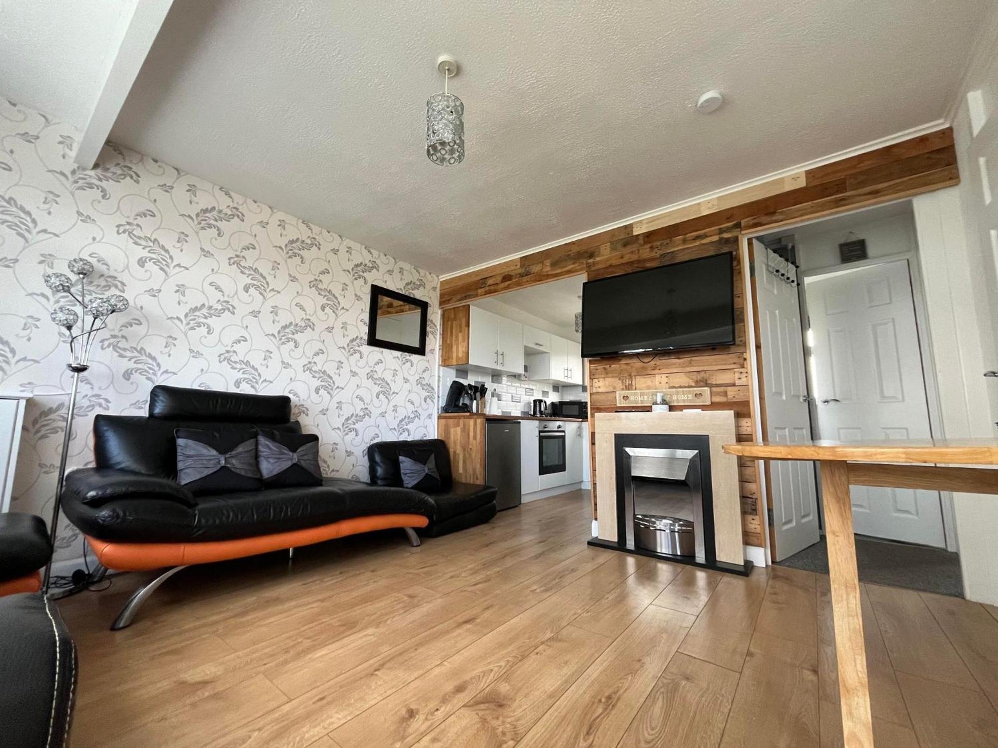 Signature, Scratby - Two Bed Chalet, Sleeps 7, Free Wi-Fi, Bed Linen And Towels Included, Pets Welcome And Onsite Entertainment Available 外观 照片
