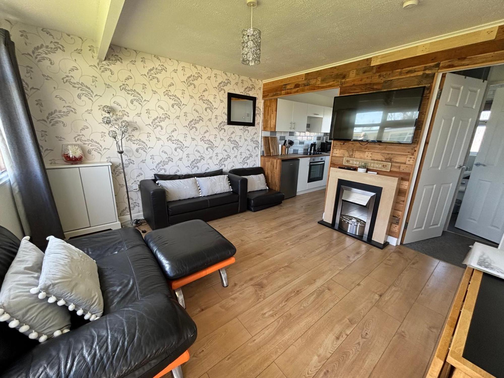 Signature, Scratby - Two Bed Chalet, Sleeps 7, Free Wi-Fi, Bed Linen And Towels Included, Pets Welcome And Onsite Entertainment Available 外观 照片
